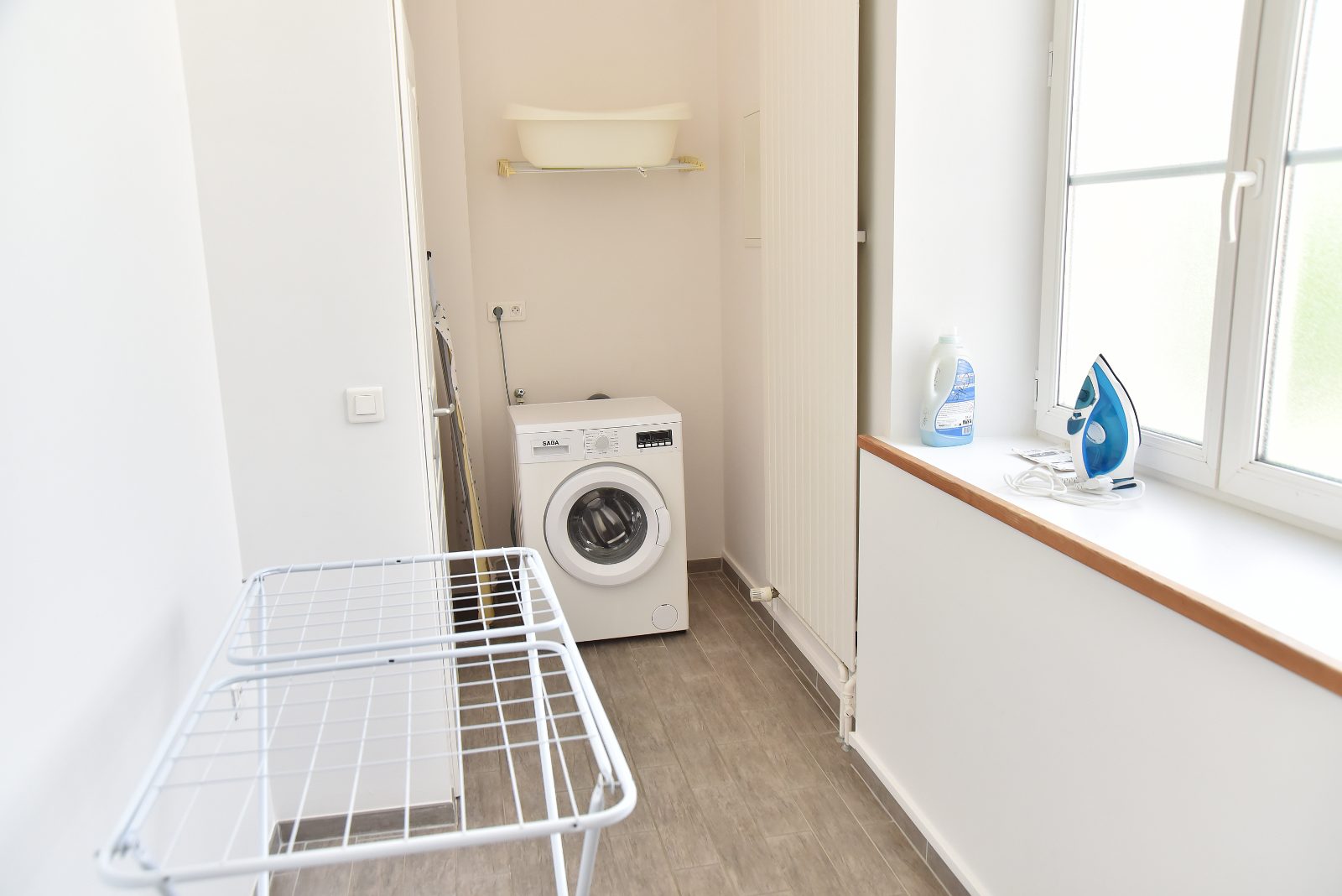 Lingerie, lave linge étendoir
