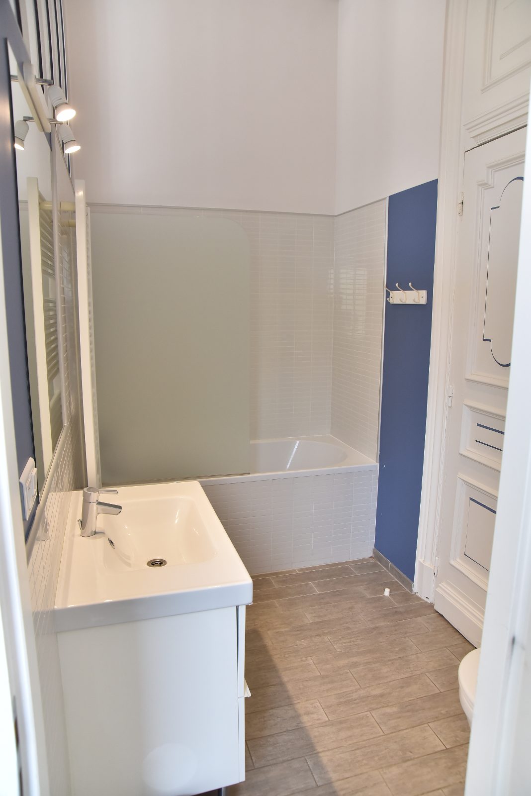 salle de bain baignoire ré de chaussée