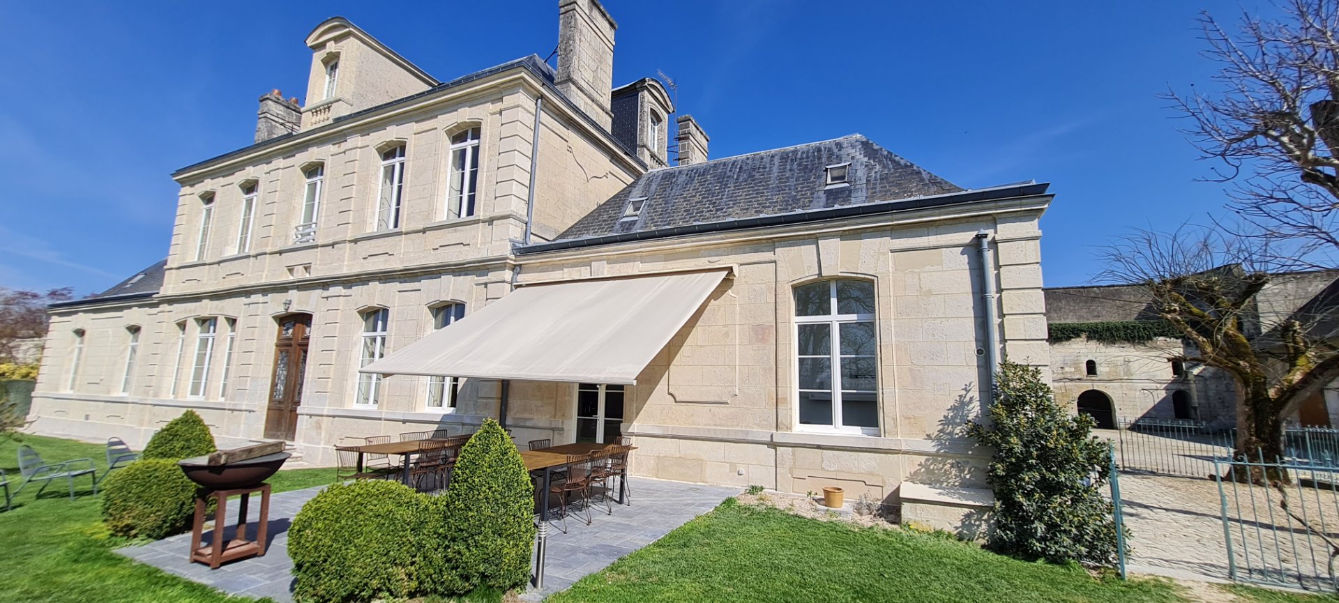 Séminaire résidentiel à La Carrière l'Évêque — gîte 15 personnes à 1 h de Paris