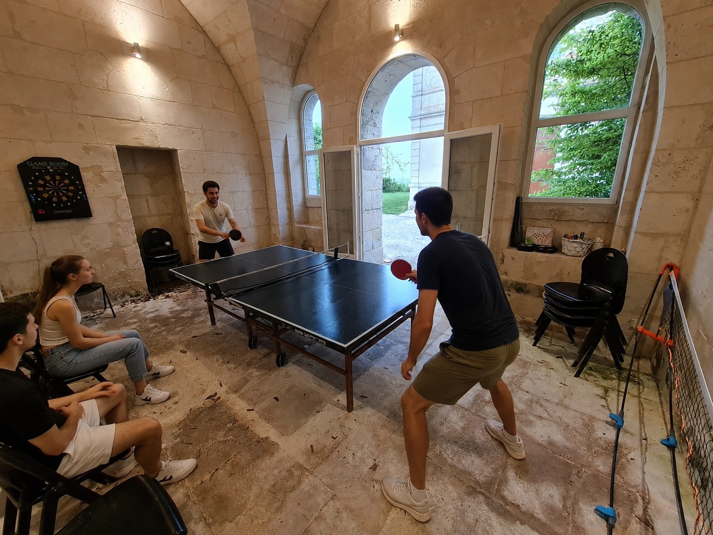 Partie de Ping-pong Maison Mury